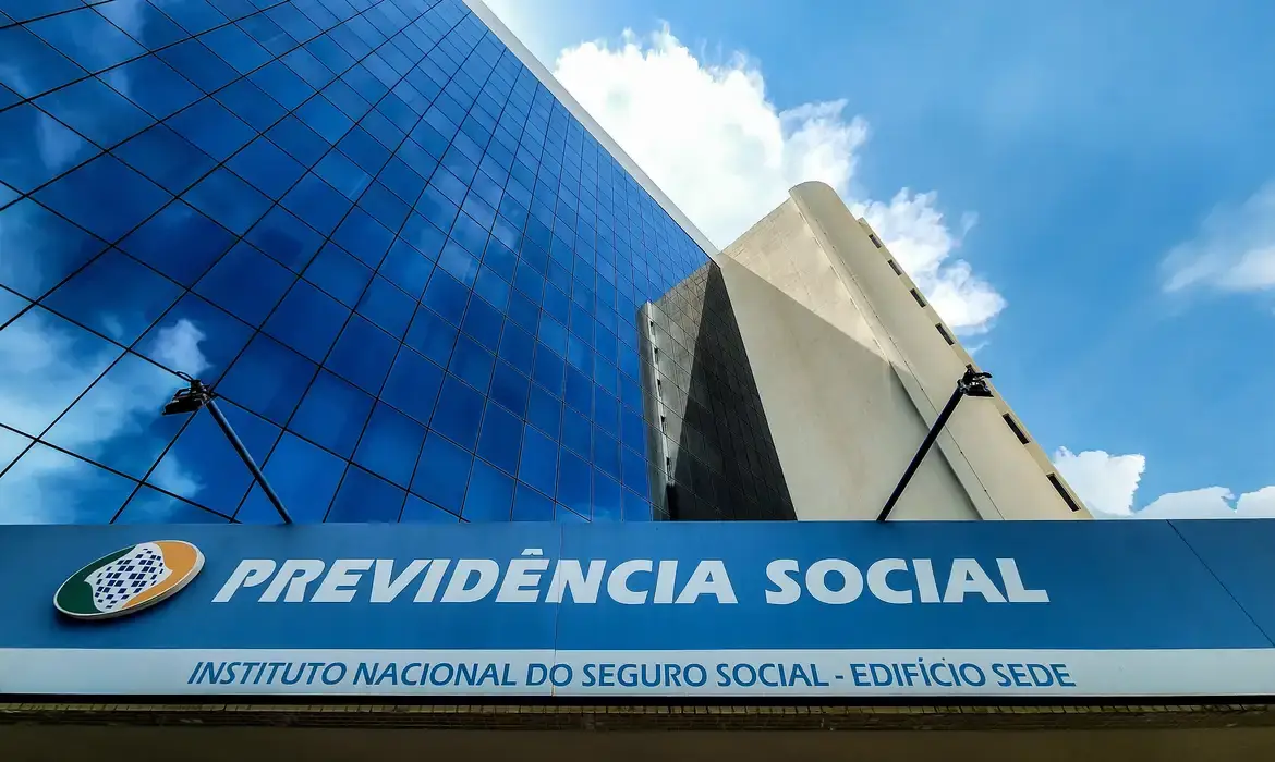 INSS: entenda casos que permitem auxílio e aposentadoria sem carência