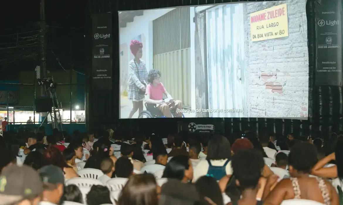 Curta na Praça leva filmes gratuitos a bairros e cidades do RJ