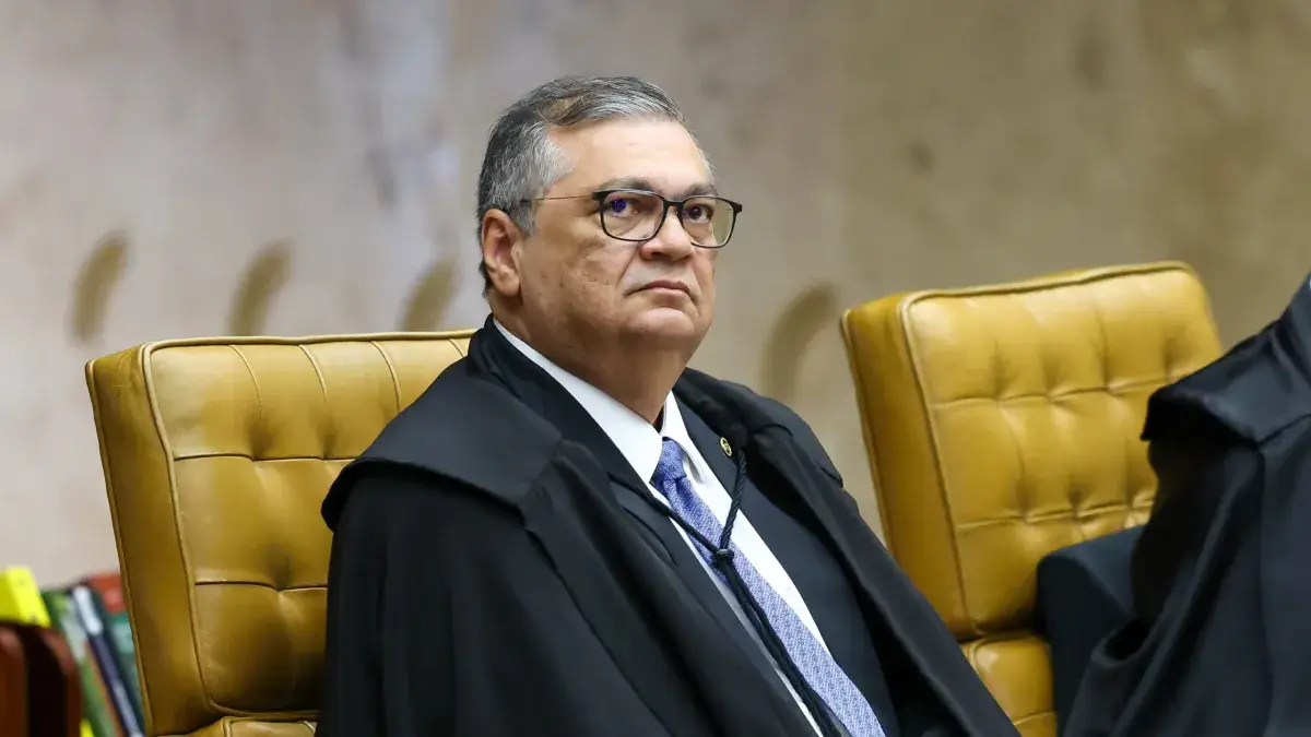 Denúncia: Globo, Folha e CNN apagaram matérias citadas em decisão do ministro Dino sobre ataques à imagem de Nossa Senhora