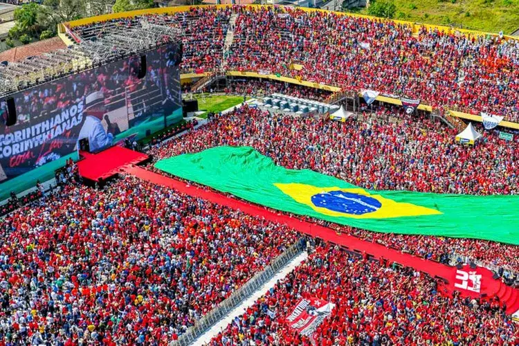 Minha mãe ainda vai comigo às urnas