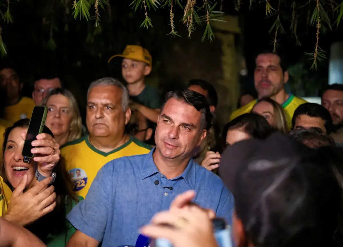 Mais do que votar em extremistas, povo optou pela bandidagem
