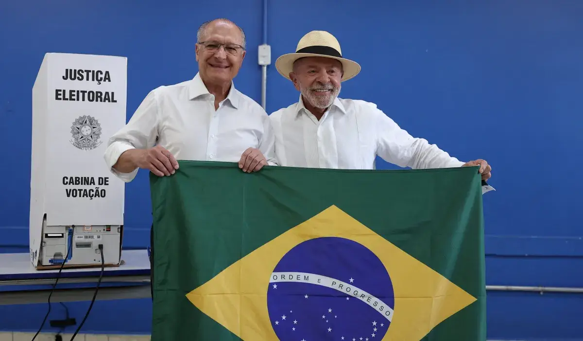 Pautas antissistema e anticorrupção e polarização ideológica na disputa do segundo turno
