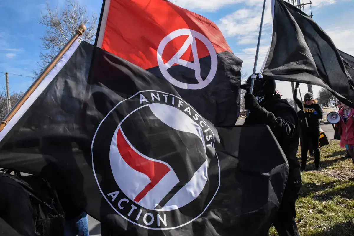 Antifascismo versus Reinvenção da Extrema-Direita